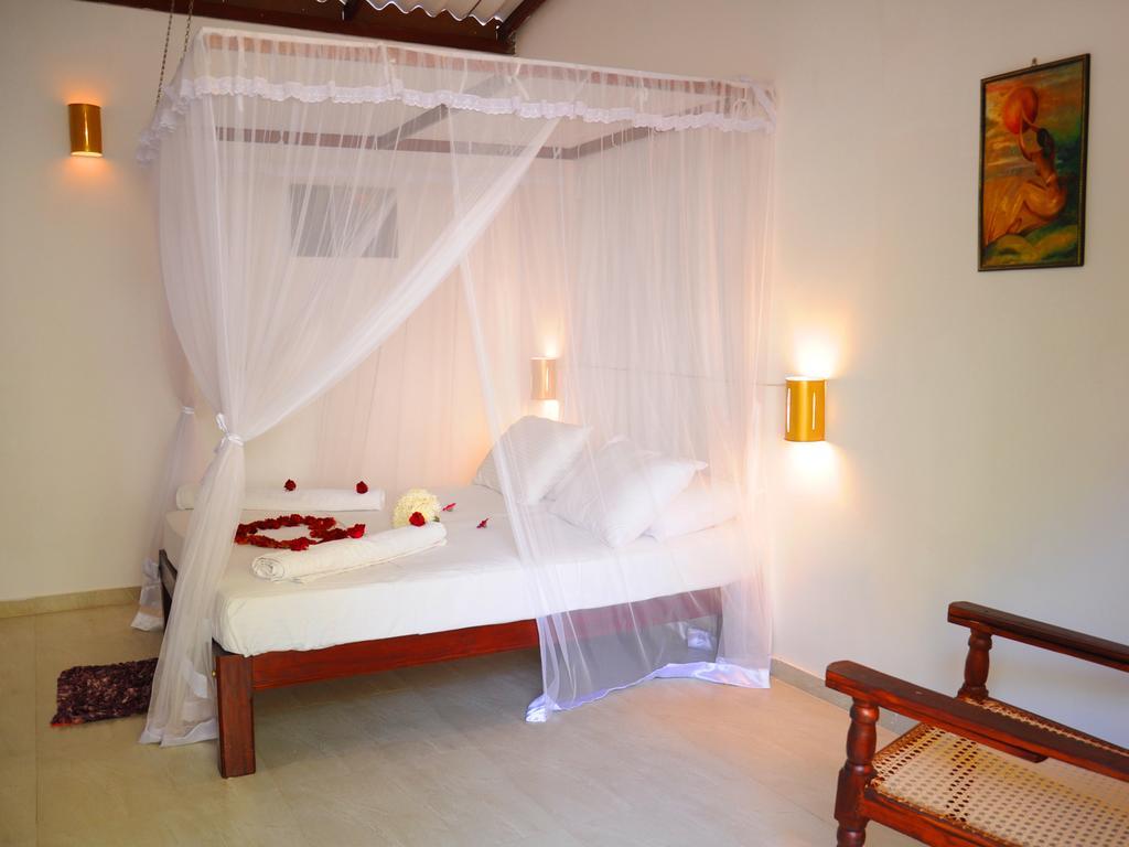 Pitaramba Lodge Bentota Bilik gambar